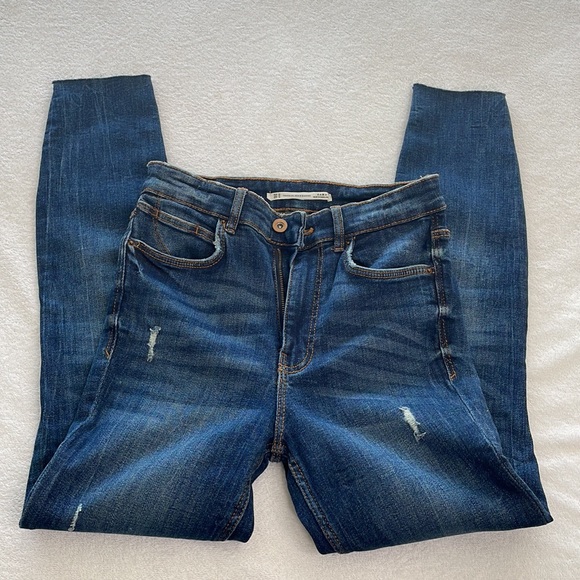 Zara Trafaluc Raw Hem Distressed Skinny Jean Size 6 - Picture 7 of 9